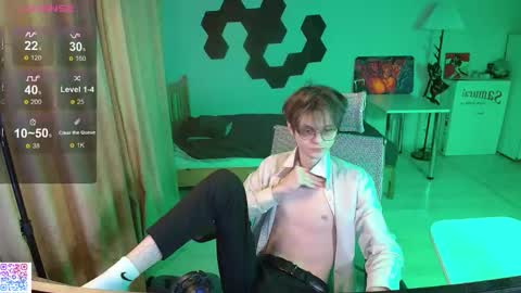 shiromy_ online show from February 8, 2026, 5:49 pm