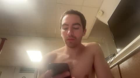 shirtlesshunk15 online show from March 17, 2026, 7:12 am