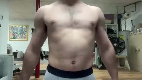 shirtlesshunk15 online show from May 2, 2026, 2:05 am