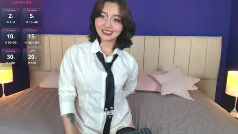 Snapshot of shizuko___ chatting on October 13, 2025, 8:31 pm Valentina online show from October 13, 2025, 8:31 pm