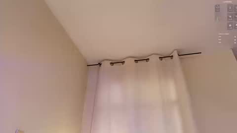  kendal  online show from September 23, 2025, 3:26 pm