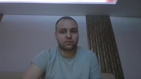 Snapshot of shmele_04 chatting on November 9, 2025, 8:29 pm shmele_04 online show from November 9, 2025, 8:29 pm