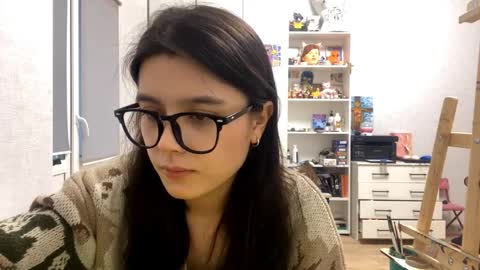 Marie online show from April 9, 2026, 2:22 pm