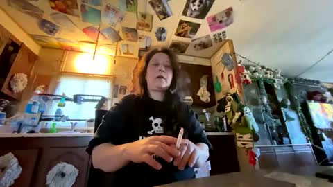 Snapshot of shorty920505 chatting on November 3, 2025, 7:37 pm shorty920505 online show from November 3, 2025, 7:37 pm