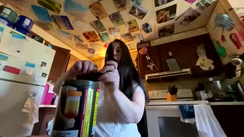 Snapshot of shorty920505 chatting on November 4, 2025, 6:40 pm shorty920505 online show from November 4, 2025, 6:40 pm