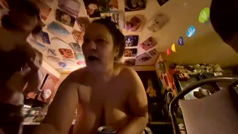 Snapshot of shorty920505 chatting on April 14, 2026, 4:51 am shorty920505 online show from April 14, 2026, 4:51 am