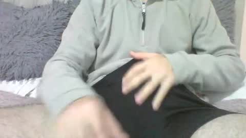 Snapshot of show_dick18 chatting on October 25, 2025, 10:37 pm show_dick18 online show from October 25, 2025, 10:37 pm