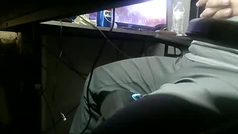 show_off_89 online show from October 17, 2025, 2:26 am