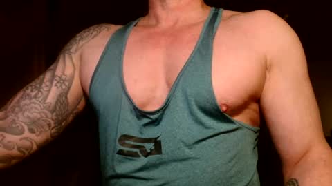 Snapshot of show_on_for_you chatting on February 1, 2026, 11:03 pm show_on_for_you online show from February 1, 2026, 11:03 pm