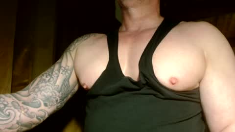 Snapshot of show_on_for_you chatting on April 7, 2026, 9:04 pm show_on_for_you online show from April 7, 2026, 9:04 pm