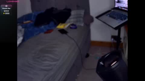 Snapshot of showoffjay46 chatting on December 5, 2024, 1:47 am showofjay online show from December 5, 2024, 1:47 am