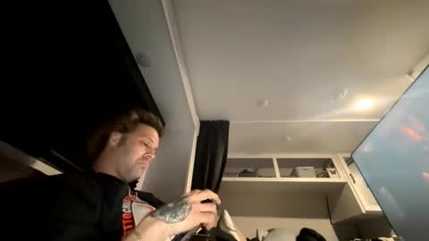 shred4dayz420 online show from March 17, 2026, 8:39 am