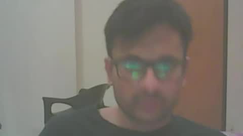 shubhamkhandelwal123 online show from March 10, 2025, 4:03 pm