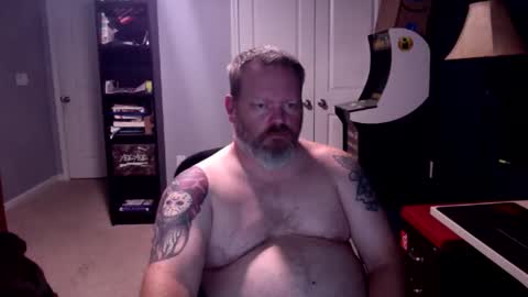 Snapshot of shughes740 chatting on March 31, 2026, 12:34 am shughes740 online show from March 31, 2026, 12:34 am