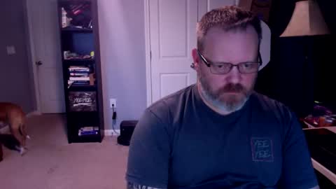 Snapshot of shughes740 chatting on April 30, 2026, 11:42 pm shughes740 online show from April 30, 2026, 11:42 pm