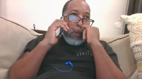 SHY333 online show from September 9, 2025, 2:33 am