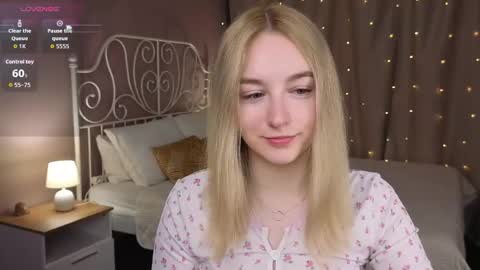 Polly online show from May 9, 2026, 12:05 am