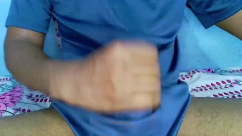 Snapshot of shy_eyes_ chatting on December 21, 2024, 3:14 am shyeyes online show from December 21, 2024, 3:14 am