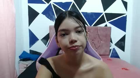 Snapshot of shy_luna18 chatting on November 14, 2025, 1:43 pm luna online show from November 14, 2025, 1:43 pm