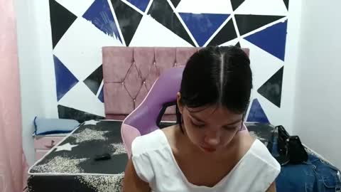 Snapshot of shy_luna18 chatting on November 28, 2025, 2:09 pm luna online show from November 28, 2025, 2:09 pm