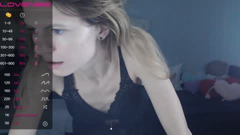 Snapshot of shy_moony chatting on December 22, 2024, 6:37 pm just Alex online show from December 22, 2024, 6:37 pm