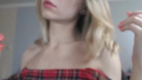 Snapshot of shy_moony chatting on September 12, 2025, 2:17 pm just Alex online show from September 12, 2025, 2:17 pm