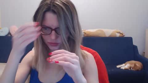 Snapshot of shy_moony chatting on February 8, 2026, 4:32 pm just Alex online show from February 8, 2026, 4:32 pm