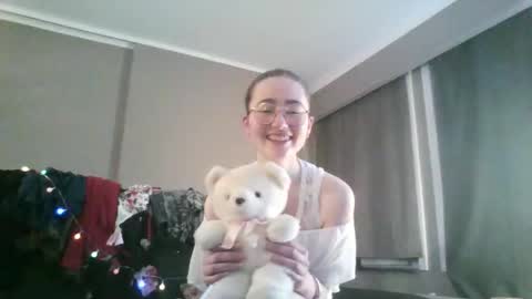 Shy Night Bat online show from March 29, 2026, 12:43 am