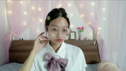 shy_pink_doll online show from July 29, 2026, 3:54 pm