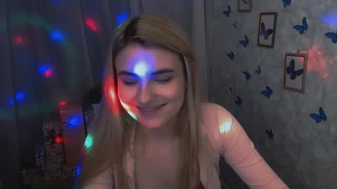 Snapshot of shy_sabrina_ chatting on January 14, 2025, 4:18 pm shy_sabrina_ online show from January 14, 2025, 4:18 pm