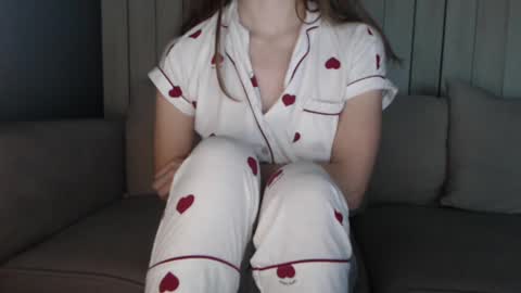 Snapshot of shy_schoolgirl_ chatting on February 6, 2025, 8:23 pm shy_schoolgirl_ online show from February 6, 2025, 8:23 pm