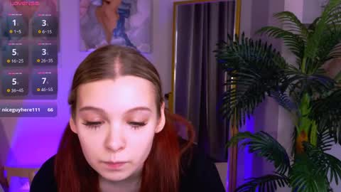 Aisha online show from April 21, 2026, 2:12 pm