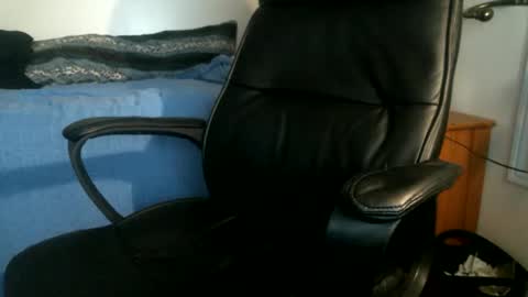 Snapshot of shyboyhugecum2020 chatting on May 28, 2026, 3:04 am shyboyhugecum2020 online show from May 28, 2026, 3:04 am