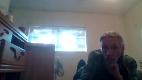 shyboyjohnnie online show from June 30, 2026, 11:17 pm