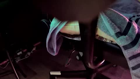 Snapshot of shybrown chatting on November 27, 2025, 2:02 am Klark Bent online show from November 27, 2025, 2:02 am