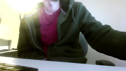 Snapshot of shydad409954 chatting on December 16, 2025, 11:10 pm Shydad online show from December 16, 2025, 11:10 pm