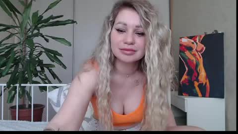 Snapshot of shyevaa chatting on May 8, 2026, 4:07 am Eva online show from May 8, 2026, 4:07 am