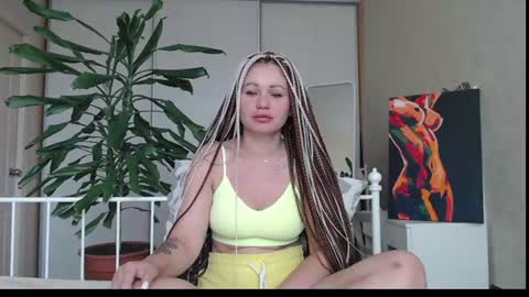 Snapshot of shyevaa chatting on June 25, 2026, 2:44 am Eva online show from June 25, 2026, 2:44 am