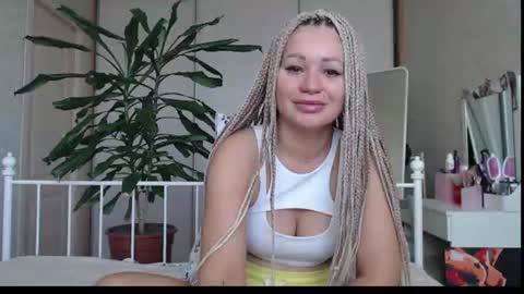 Snapshot of shyevaa chatting on July 14, 2026, 4:28 am Eva online show from July 14, 2026, 4:28 am