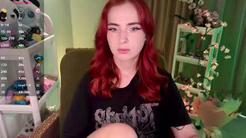 Snapshot of shyfoxxxy chatting on June 14, 2026, 8:16 am Effie online show from June 14, 2026, 8:16 am