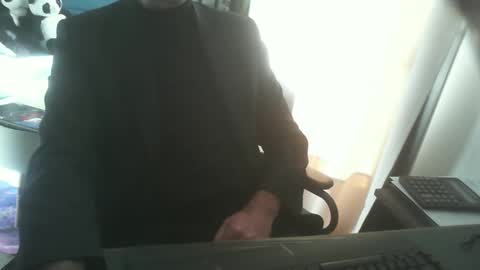 shyfrenchcock online show from December 9, 2024, 9:49 am