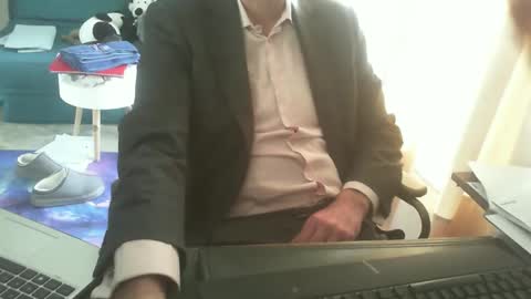 shyfrenchcock online show from March 3, 2025, 7:32 am