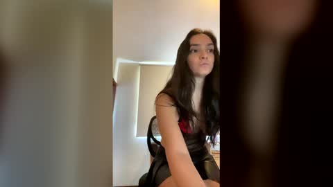 Snapshot of shylatinalove chatting on May 29, 2026, 1:53 pm shylatinalove online show from May 29, 2026, 1:53 pm
