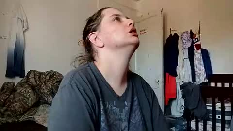 shylee538825 online show from October 9, 2025, 5:00 pm