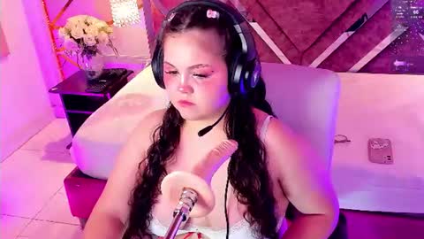 Snapshot of shylysweet chatting on July 24, 2026, 6:00 am Shyly online show from July 24, 2026, 6:00 am