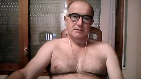 Snapshot of shymmy10 chatting on June 14, 2026, 4:03 am shymmy10 online show from June 14, 2026, 4:03 am