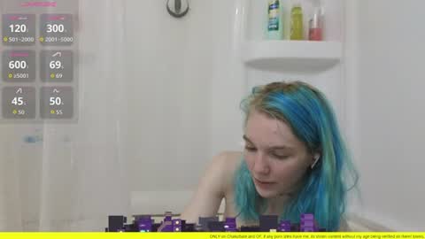 Snapshot of shyohiogirl chatting on June 14, 2026, 5:59 pm Hippie online show from June 14, 2026, 5:59 pm