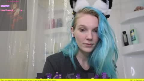 Snapshot of shyohiogirl chatting on June 22, 2026, 4:20 am Hippie online show from June 22, 2026, 4:20 am