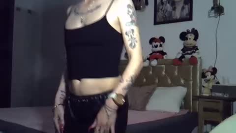 Snapshot of shyskinnynina chatting on May 7, 2026, 8:58 pm Nina online show from May 7, 2026, 8:58 pm