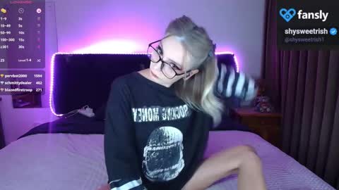 shysweetrish online show from February 2, 2025, 2:56 pm